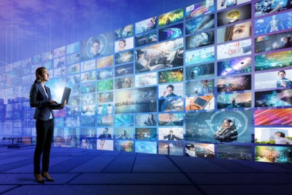 Online streaming entertainment